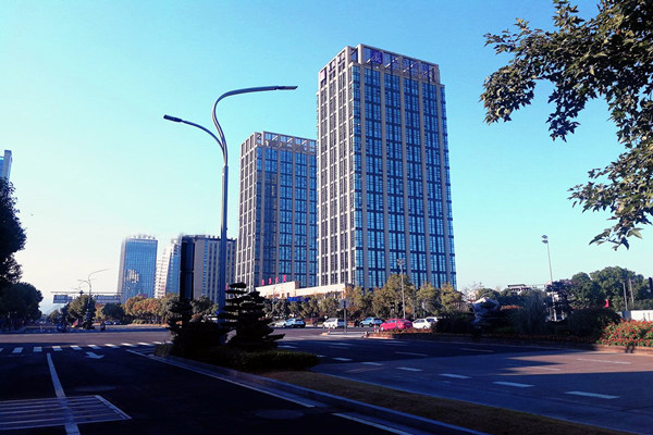 樓宇智能化專業(yè)化、系統(tǒng)化、節(jié)能化特點(diǎn)!(圖1) 樓宇智能化專業(yè)化、系統(tǒng)化、節(jié)能化特點(diǎn)!(圖1)